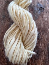 Buttery cream white handspun undyed yarn, 50 yards