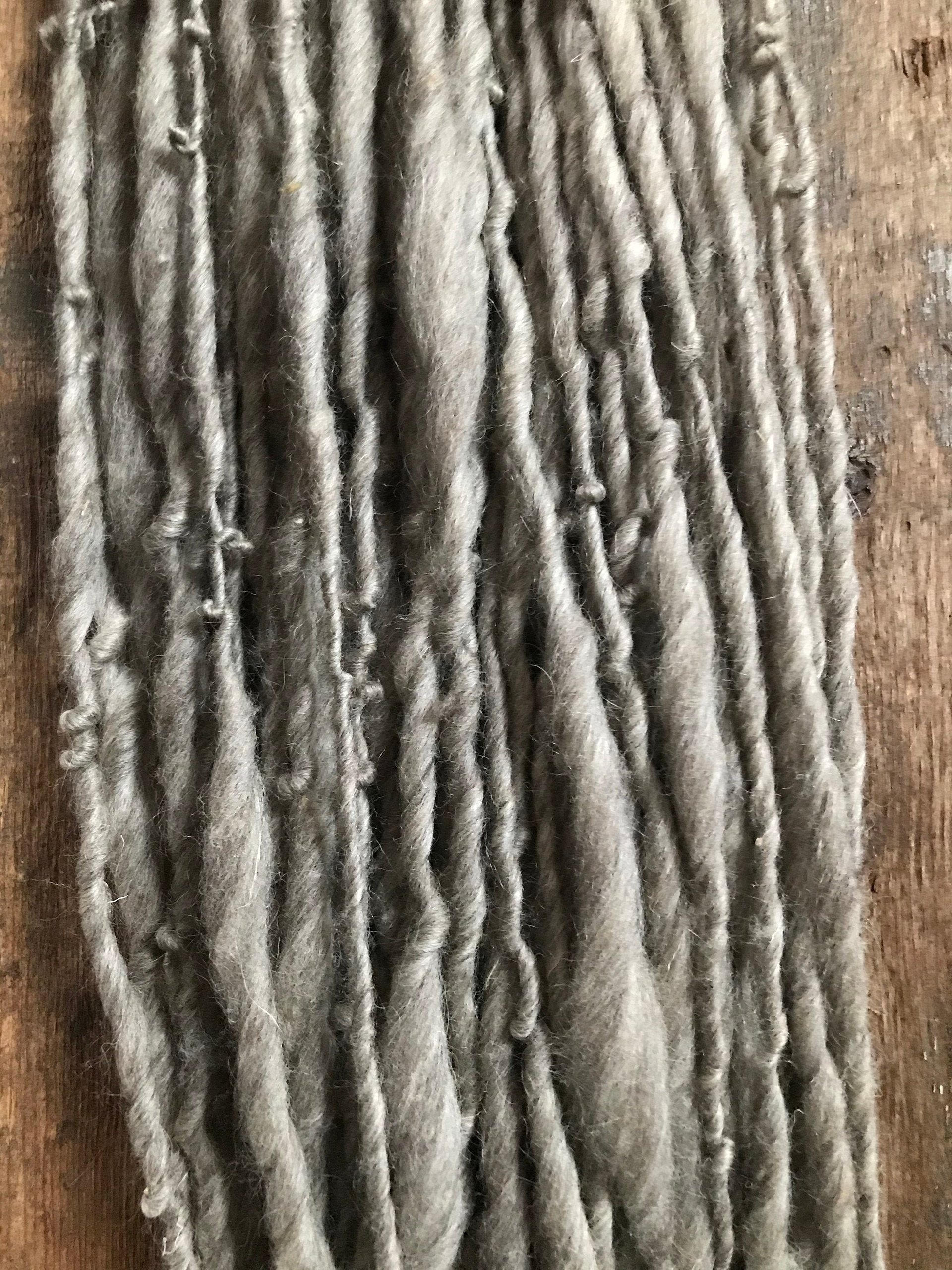Fog - Natural grey handspun, 50 yards