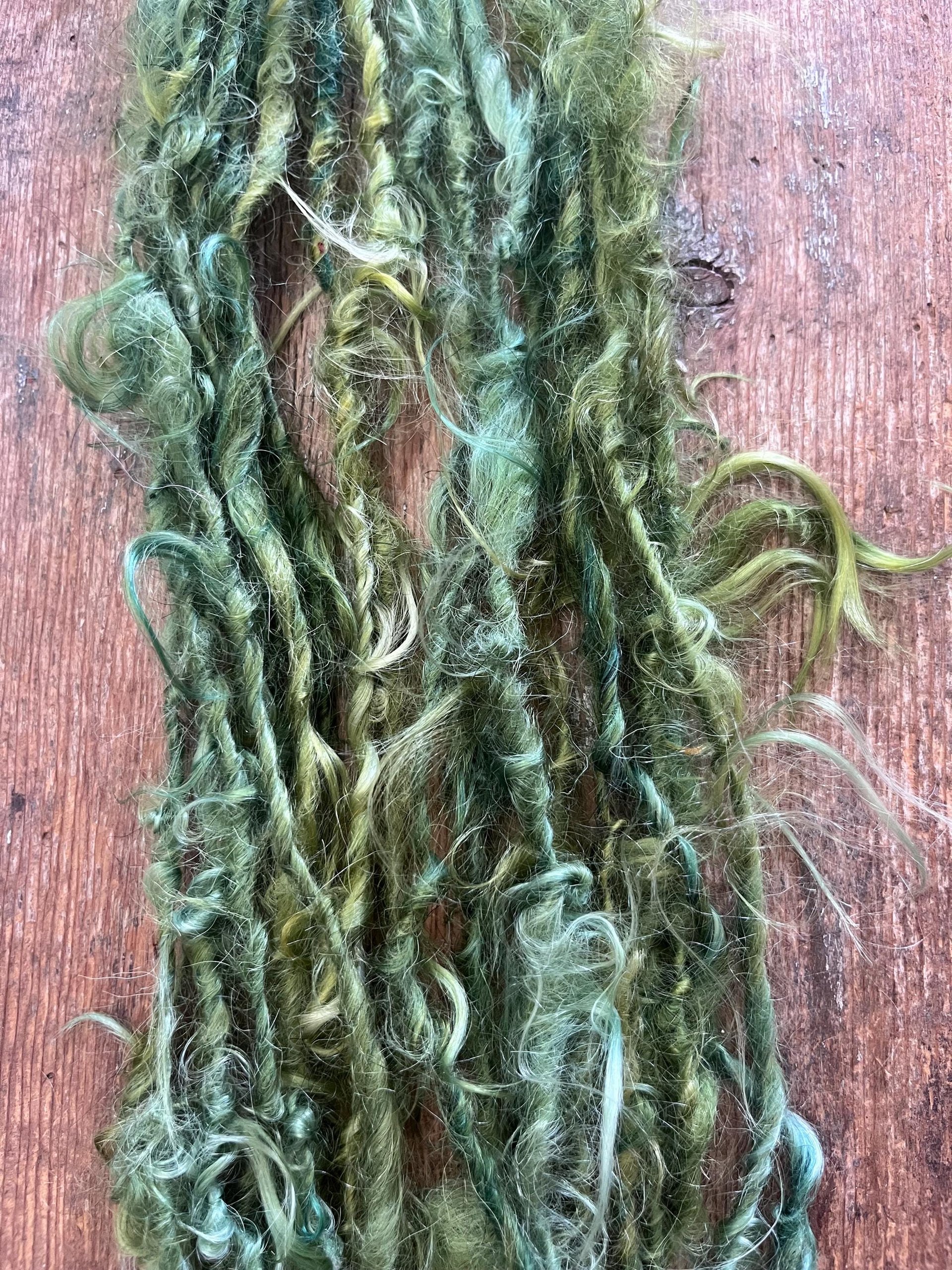 O Tanenbaum - silky wispy green mohair art yarn, 20 yards